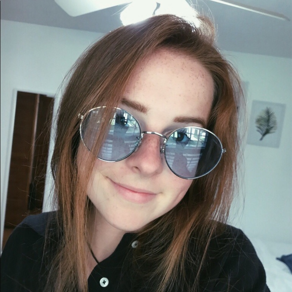 Meet your Posher, Quinn